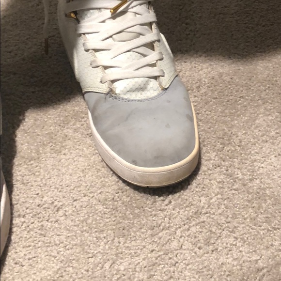Nike gray sneakers - Picture 4 of 8